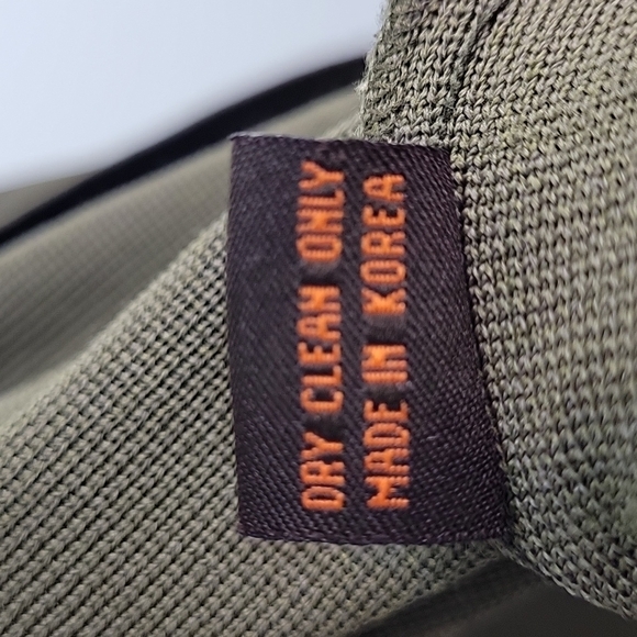 Creme De Silk Olive Green Button Down Men's Shirt - Picture 3 of 8